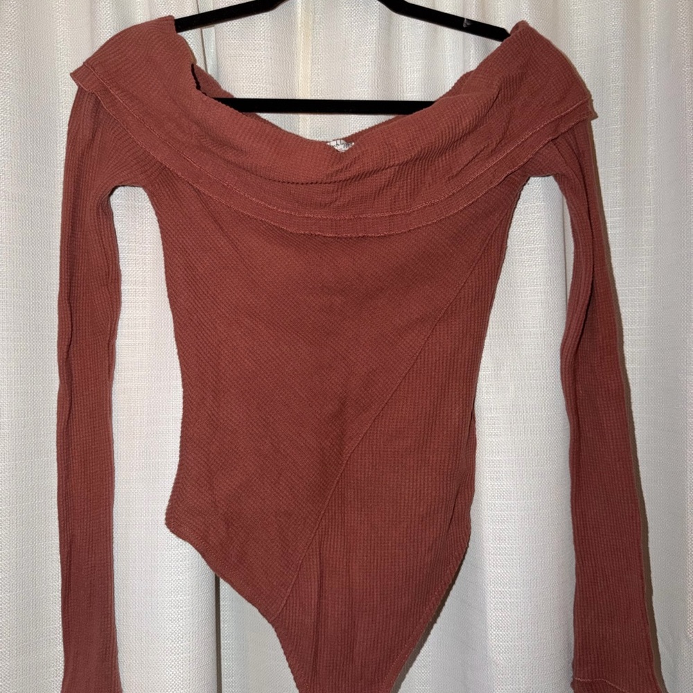 Rust Off-Shoulder Long Sleeve Bodysuit